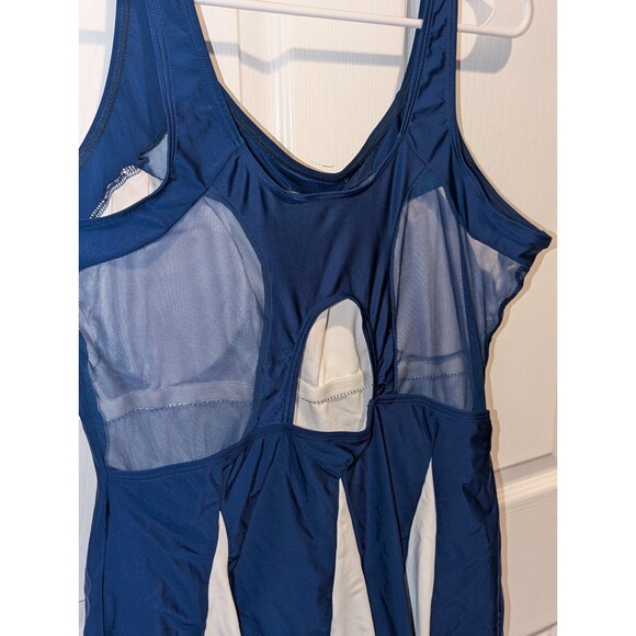 Women's Navy & White Color Block Tummy Control Swim Dress Swimsuit One Piece - Picture 5 of 9